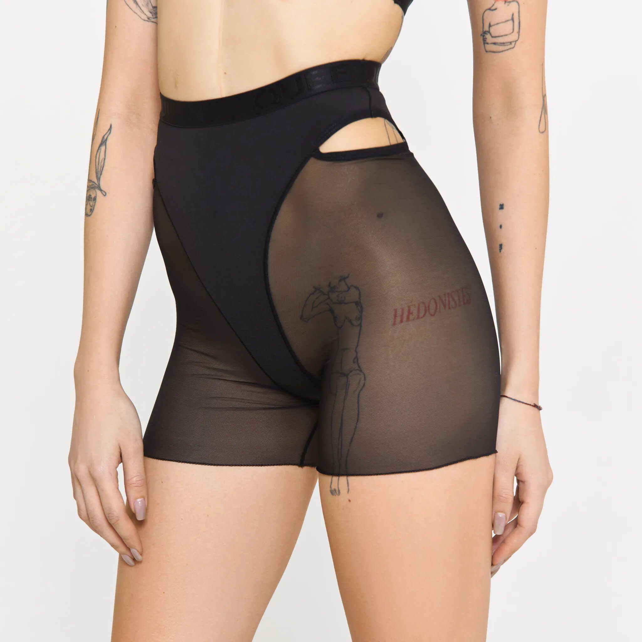 High-waisted Shorts – Black Candy Long